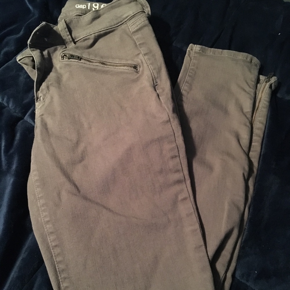 Grey Gap Jegging with zippers